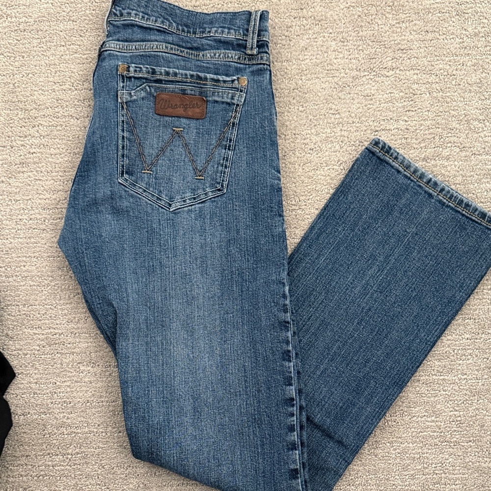 Wrangler Classic Blue Jeans